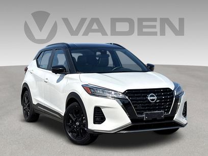 Used 2023 Nissan Kicks SR w/ SR Premium Package