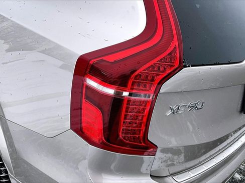 Certified 2023 Volvo XC90 B5 Core w/ Protection Package Premier image 23