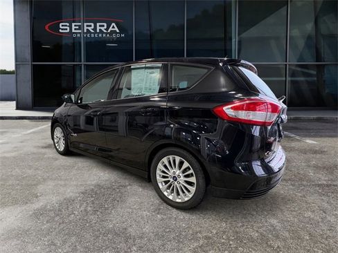Used 2017 Ford C-MAX SE image 2