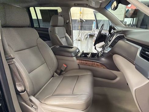 Used 2016 Chevrolet Suburban LTZ AWD/4WD image 27