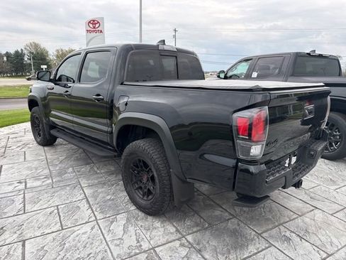 Used 2021 Toyota Tacoma TRD Pro AWD/4WD image 9