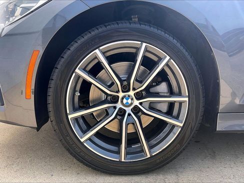 Used 2022 BMW 330i xDrive Sedan w/ Driving Assistance Package AWD/4WD image 11