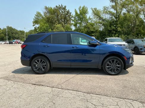 Used 2023 Chevrolet Equinox RS AWD/4WD image 6