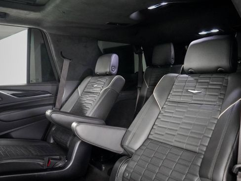 Used 2023 Cadillac Escalade V AWD/4WD image 30