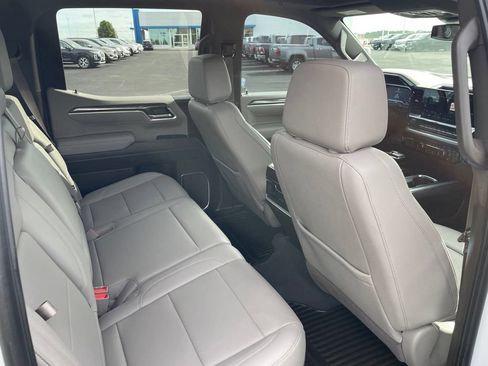 Used 2025 Chevrolet Silverado 1500 LTZ w/ LTZ Convenience Package II AWD/4WD image 25