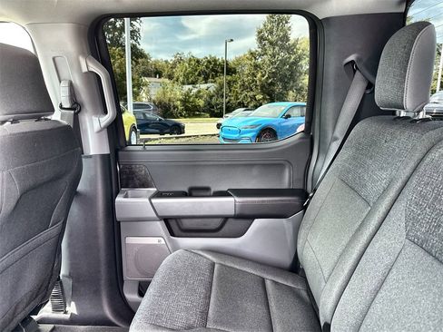 Used 2024 Ford F150 Lightning Flash image 12