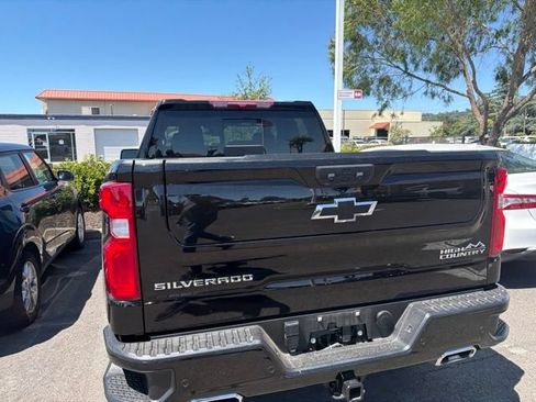 Used 2024 Chevrolet Silverado 1500 High Country AWD/4WD image 13