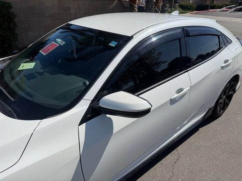Used 2018 Honda Civic Sport image 7