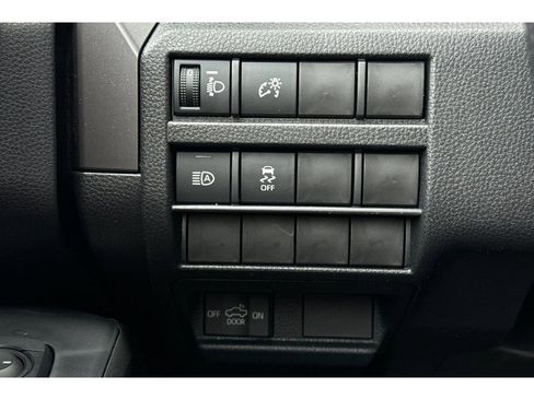 Used 2026 Toyota Tacoma SR5 AWD/4WD image 27