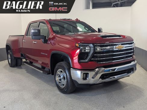 Used 2025 Chevrolet Silverado 3500 LTZ w/ LTZ Plus Package AWD/4WD image 1