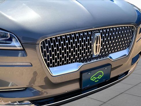 Used 2022 Lincoln Aviator Reserve w/ Equipment Group 201A AWD/4WD image 30