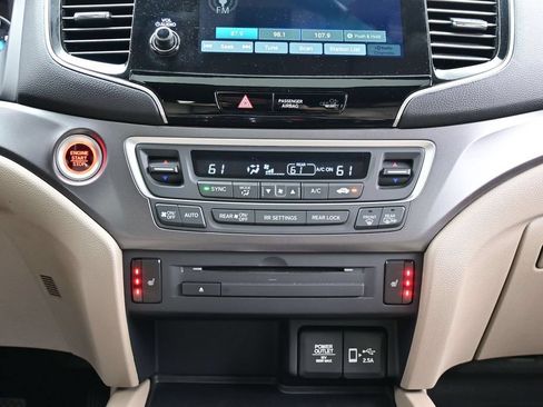 Used 2021 Honda Pilot EX-L image 45