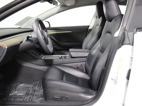 Used 2023 Tesla Model 3 Standard Range RWD image 8