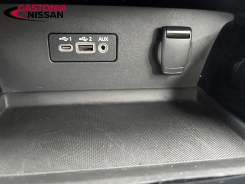 Used 2024 Nissan Altima 2.5 SV image 43