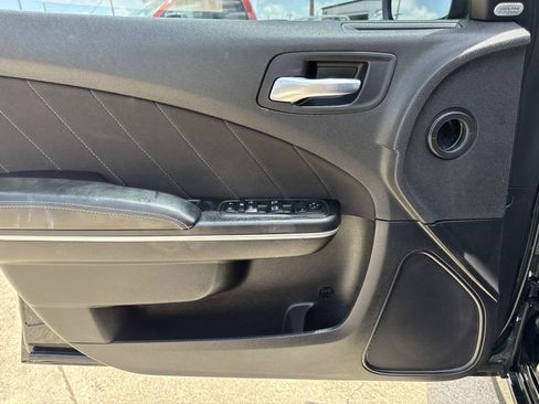 Used 2022 Dodge Charger Scat Pack RWD image 18