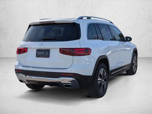 New 2026 Mercedes-Benz GLB 250 image 2