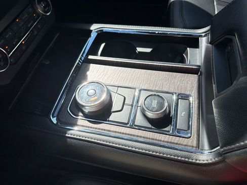 Used 2020 Ford Expedition Limited w/ Equipment Group 301A image 35