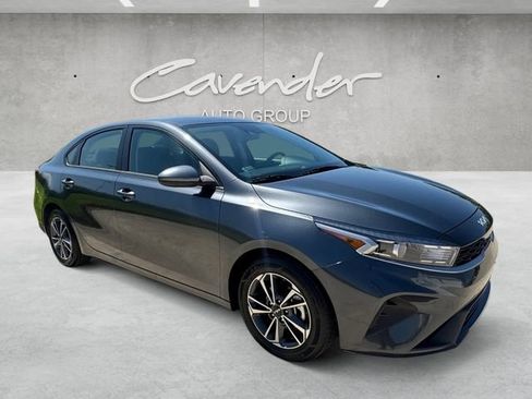Used 2024 Kia Forte LXS FWD image 2