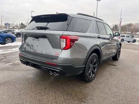 Certified 2023 Ford Explorer ST w/ Equipment Group 401A image 4