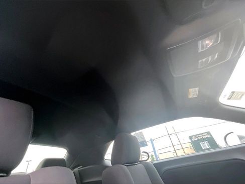 Used 2009 Dodge Challenger R/T image 15