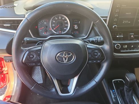 Used 2021 Toyota Corolla SE w/ Special Edition FWD image 21