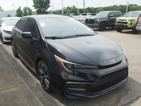 Used 2020 Toyota Corolla XSE FWD image 1
