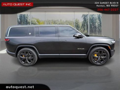 Used 2024 Rivian R1S Adventure AWD/4WD image 4