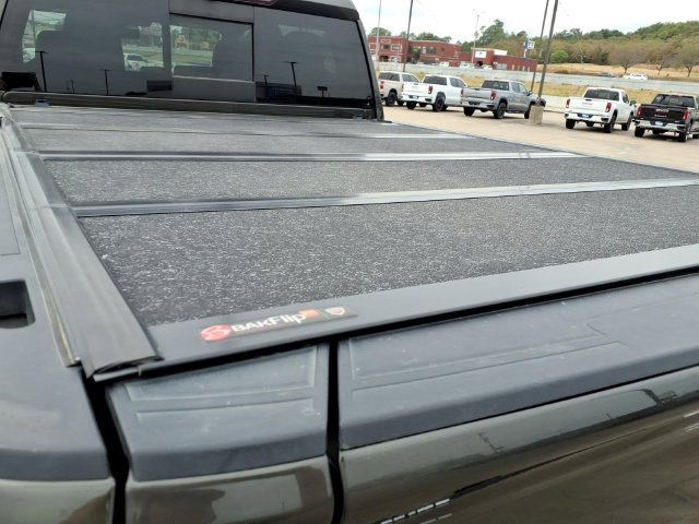 Used 2022 GMC Sierra 2500 AT4 w/ AT4 Preferred Package AWD/4WD image 24