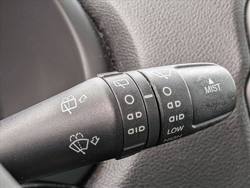 Used 2017 Jeep Renegade Sport w/ Power & Air Group image 11