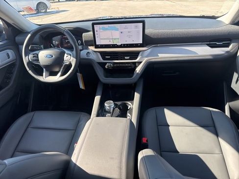 New 2026 Ford Explorer Active image 18