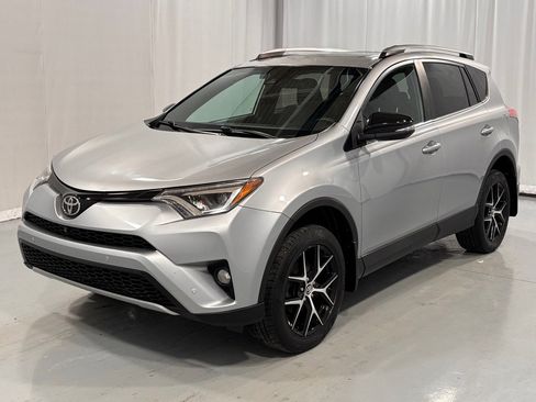 Used 2017 Toyota RAV4 SE w/ Advanced Technology Package image 1