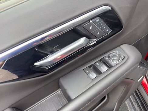 Used 2025 Chevrolet Suburban High Country w/ Sun And Tow Package AWD/4WD image 12