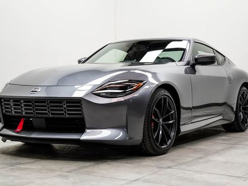 Used 2024 Nissan Z Performance w/ Floor Mat Package image 6