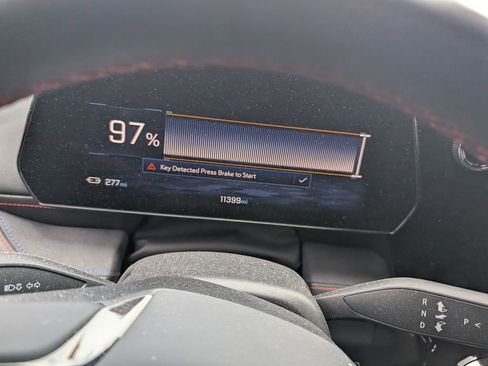 Used 2025 Chevrolet Blazer EV RS AWD/4WD image 25