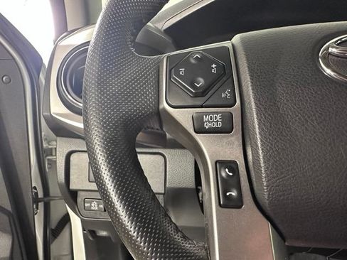Used 2021 Toyota Tacoma SR5 AWD/4WD image 21