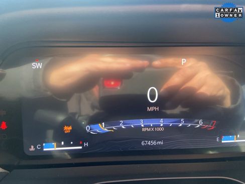 Used 2023 Jeep Grand Cherokee L Laredo image 20