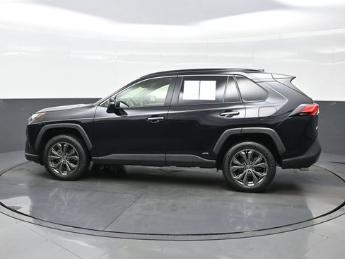 Used 2024 Toyota RAV4 Limited w/ Advanced Technology Package AWD/4WD image 3