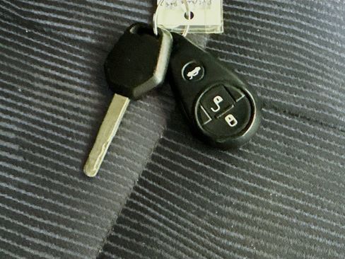 Used 2010 Subaru Forester 2.5X Premium image 34