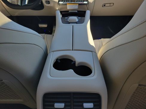 New 2026 Mercedes-Benz GLS 450 4MATIC image 9