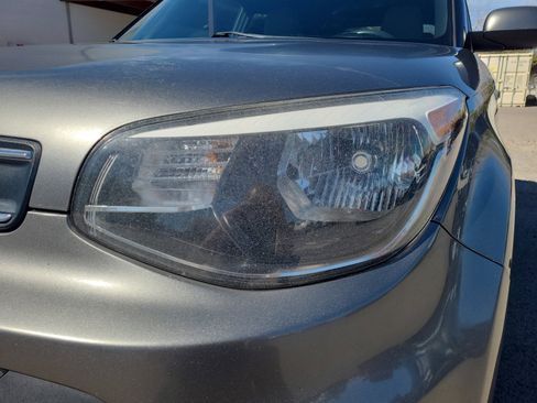 Used 2018 Kia Soul w/ Convenience Package image 9