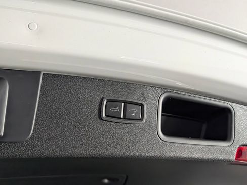 New 2026 Porsche Macan S AWD/4WD image 18