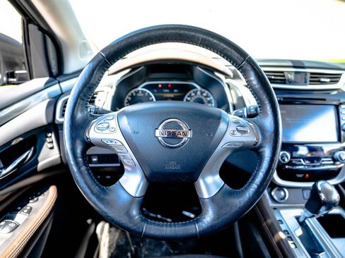 Used 2018 Nissan Murano SL w/ Moonroof Package AWD/4WD image 14