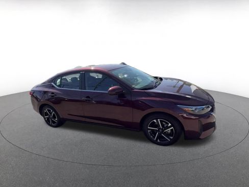 Used 2025 Nissan Sentra SV FWD image 2