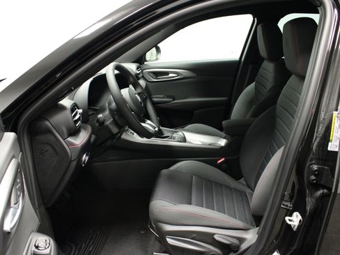 New 2024 Dodge Hornet GT w/ GT Blacktop Package image 15