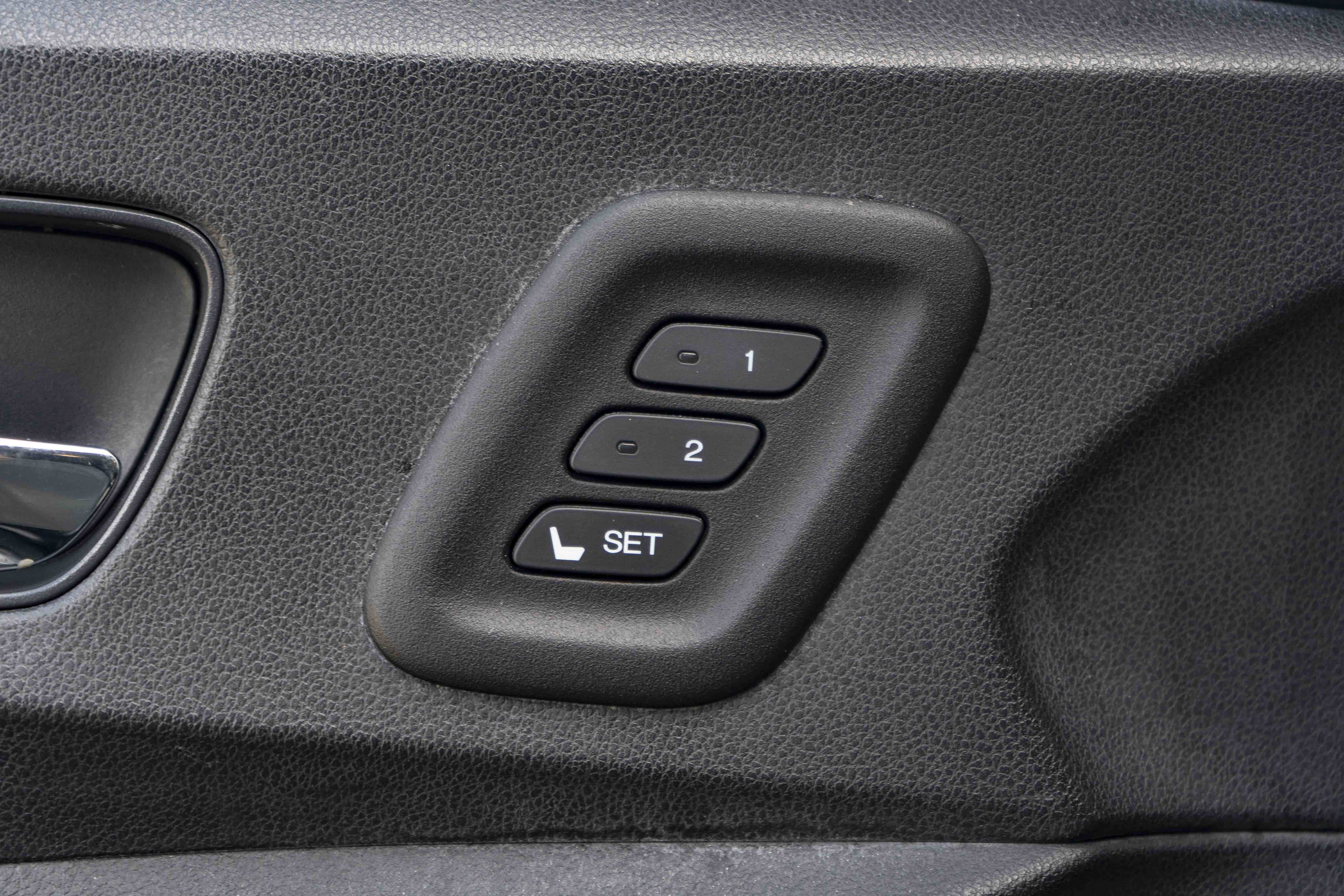 Used 2015 Honda CR-V Touring image 37