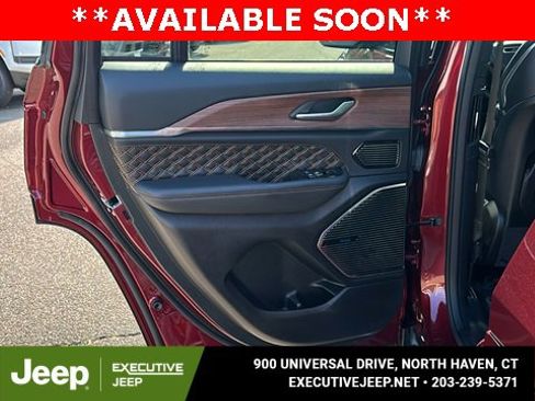 Used 2022 Jeep Grand Cherokee Summit image 26
