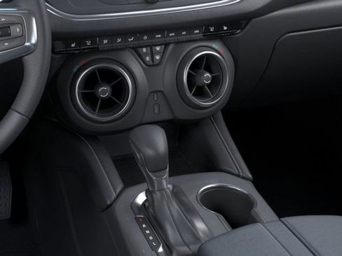 New 2025 Chevrolet Blazer LT w/ Driver Confidence Package image 23
