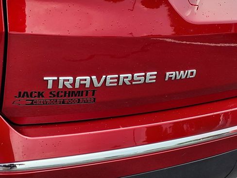 Used 2023 Chevrolet Traverse Premier AWD/4WD image 33