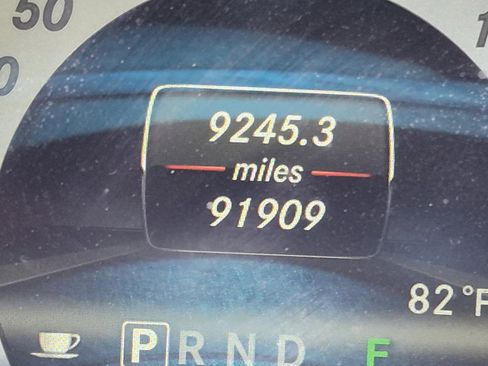 Used 2013 Mercedes-Benz C 250 Sedan image 28