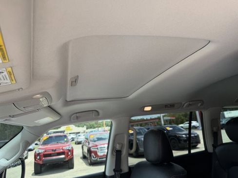 Used 2022 INFINITI QX80 Luxe RWD image 17